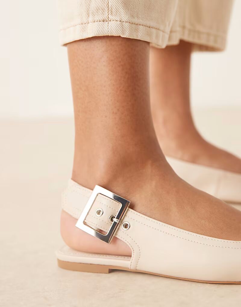 Широкие балетки ASOS DESIGN Linear с пряжкой и открытой пяткой в ​​цвете «кремовый» ASOS DESIGN Wide Fit — фото 4