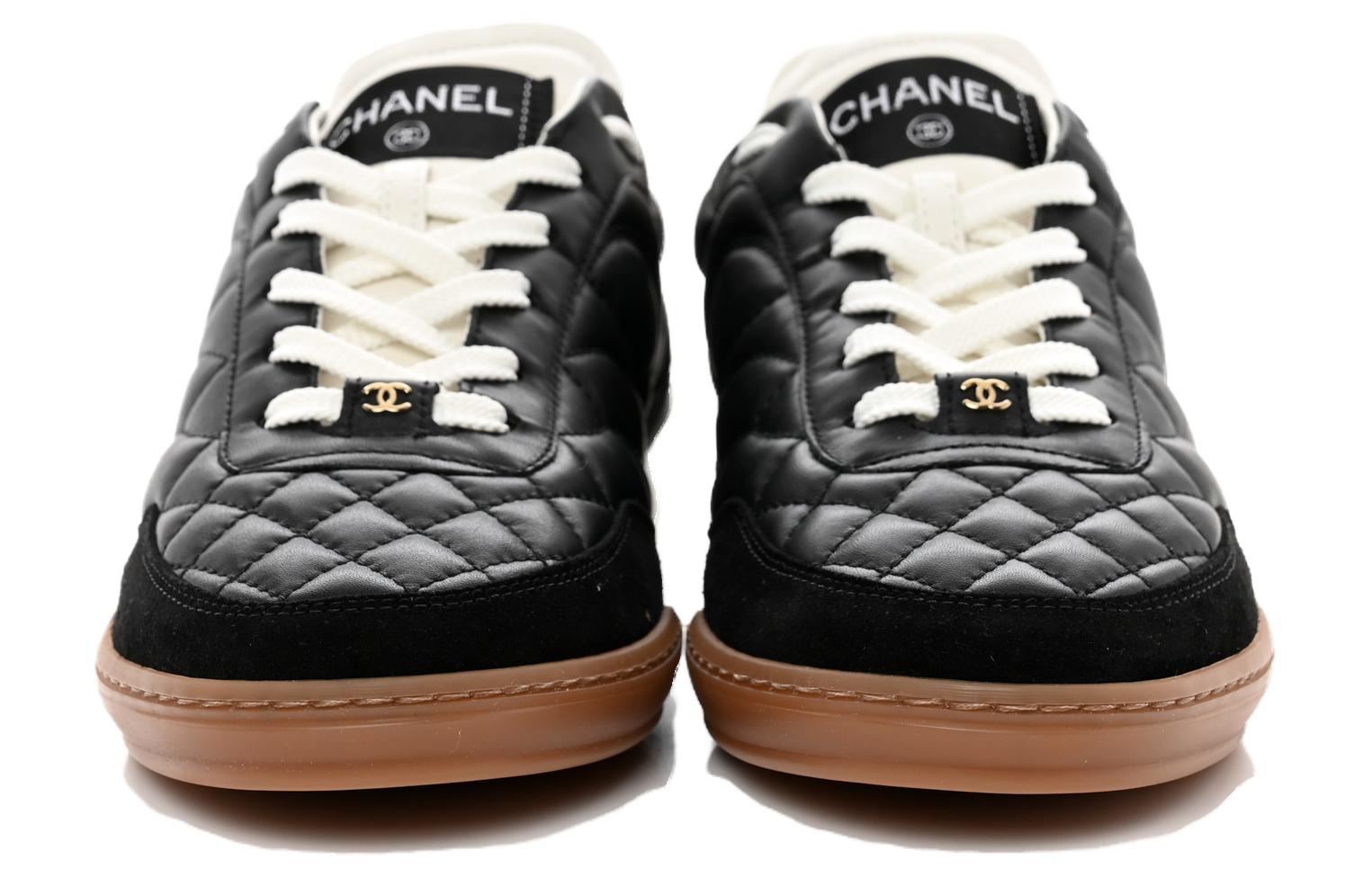 23K Низкие повседневные туфли женские черные CHANEL — фото 3