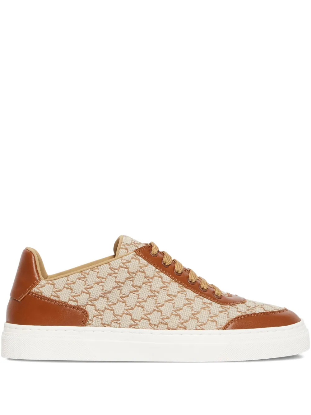 Кроссовки с монограммой MAX MARA