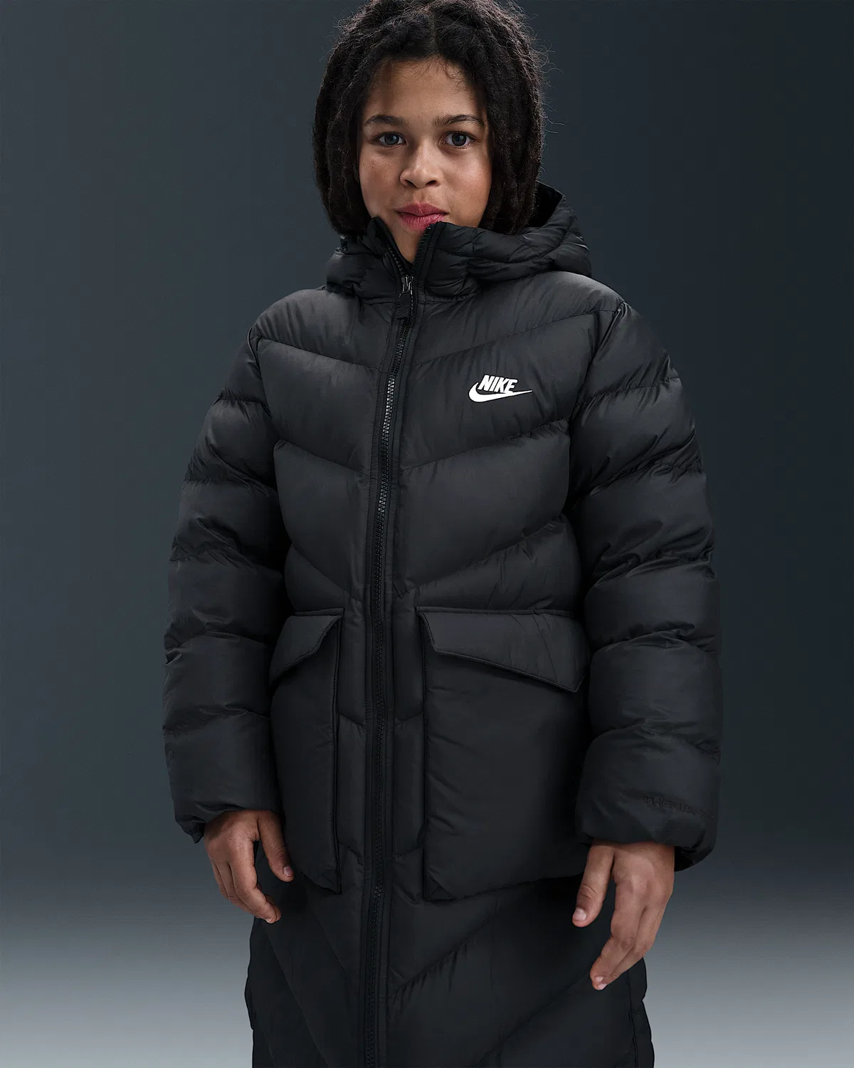 Детская пуховая куртка Nike Sportswear All Day Play Therma-FIT свободного кроя, Black/White — фото 3
