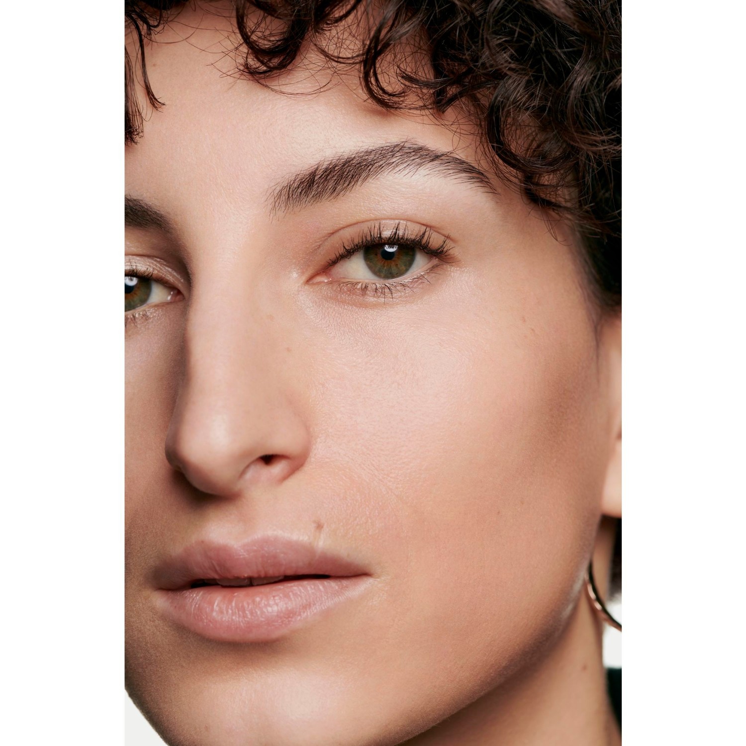 Тональный крем Chanel Les Beiges Teint Belle Mine Naturelle, оттенок BR32 Beige Rose, 30 мл — фото 4