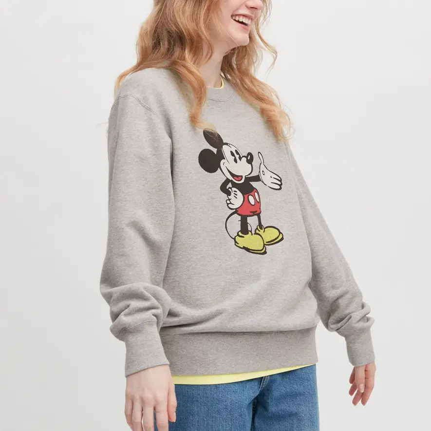 Свитшот Disney Co-brand унисекс серый Uniqlo, серый — фото 3