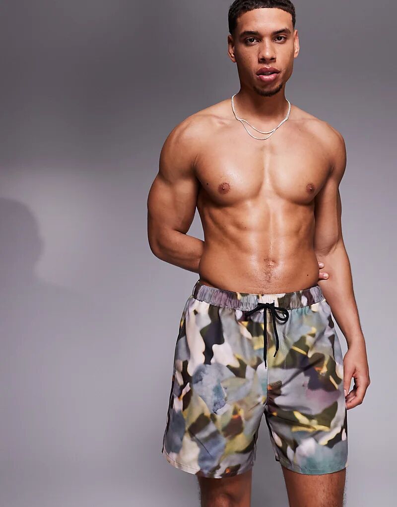 

Плавки-шорты ASOS DESIGN средней длины с зеленым камуфляжным принтом