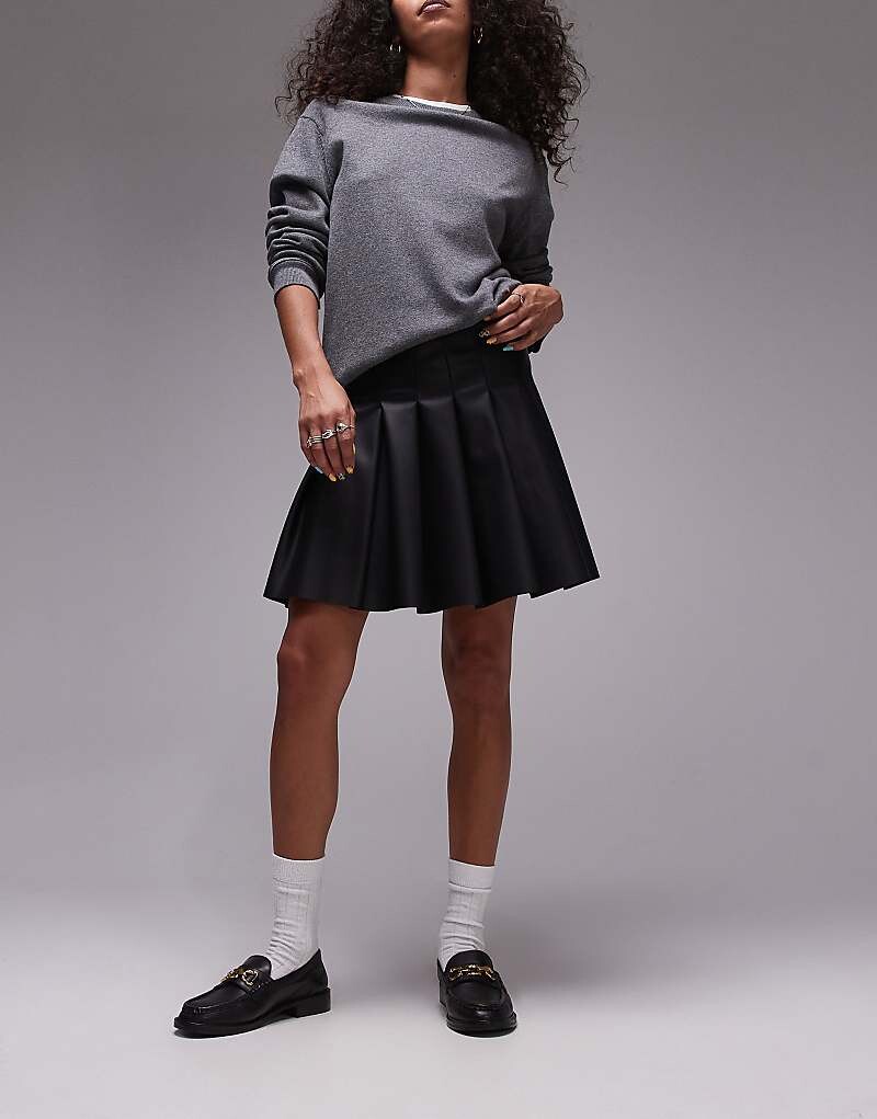 

Topshop Черная мини-юбка из искусственной кожи со складками