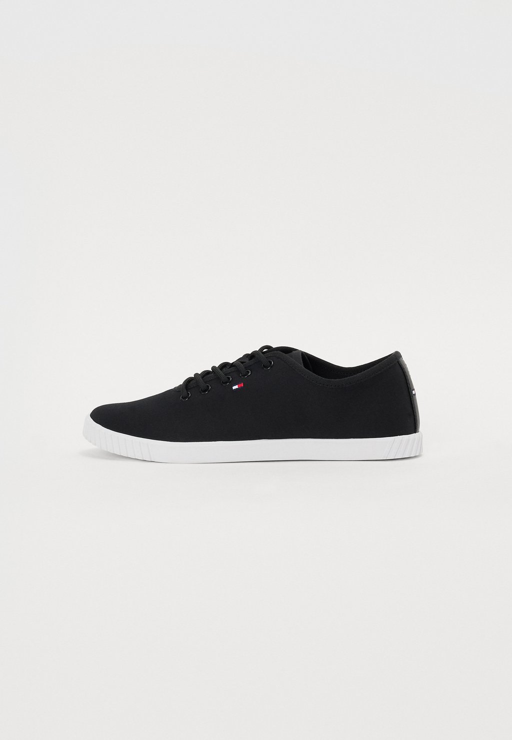 Повседневные туфли на шнуровке SNEAKER Tommy Hilfiger, черный