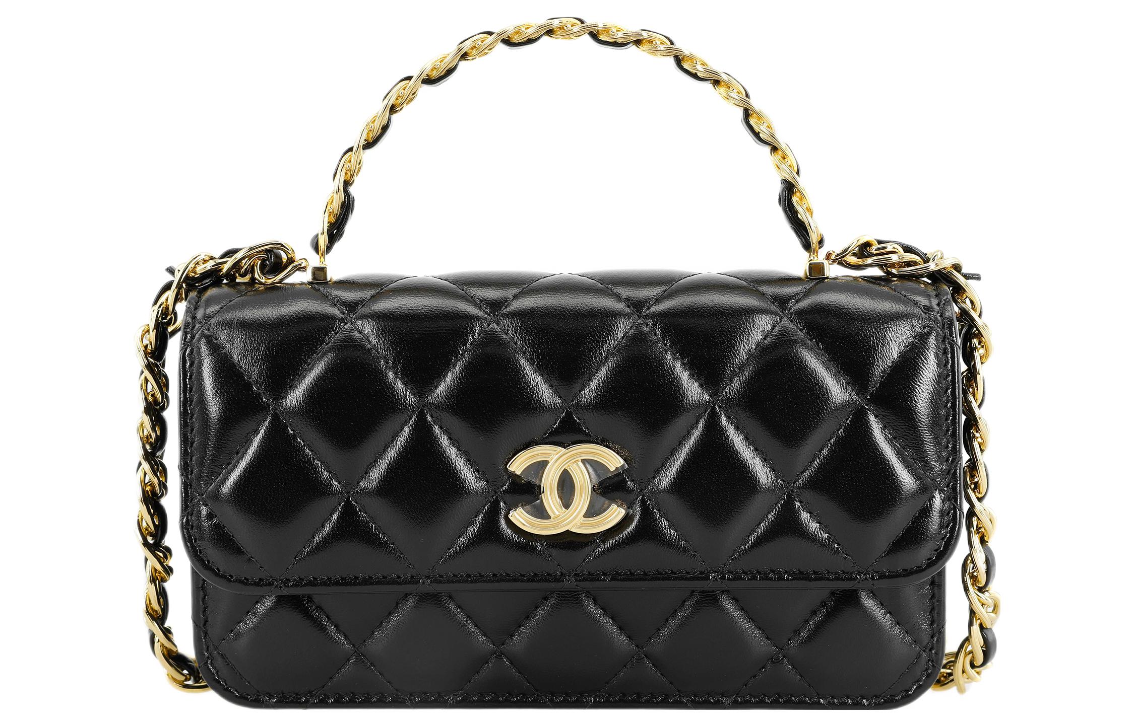 

CHANEL Классический клатч из ягненка на цепочке