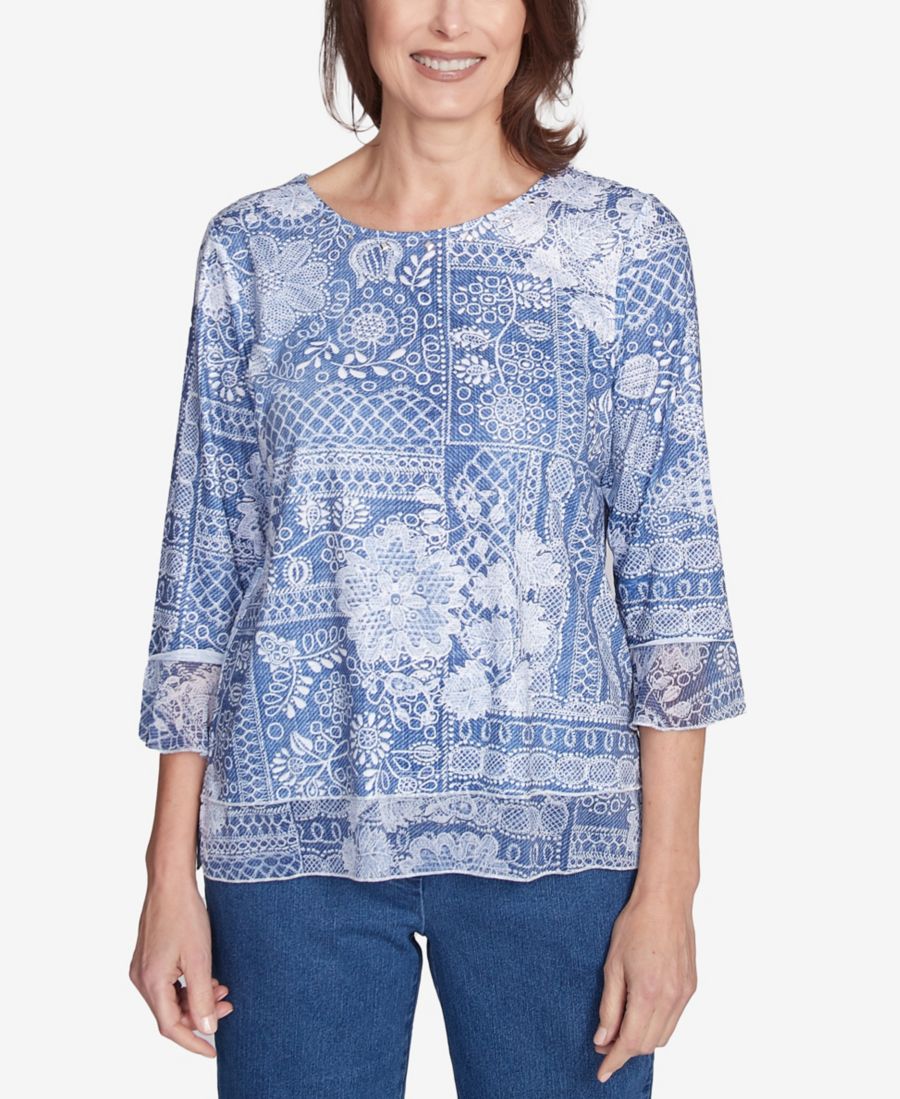 

Женская кружевная блузка с цветочным лоскутным узором и круглым вырезом в стиле Цветочная сила Alfred Dunner, Blue