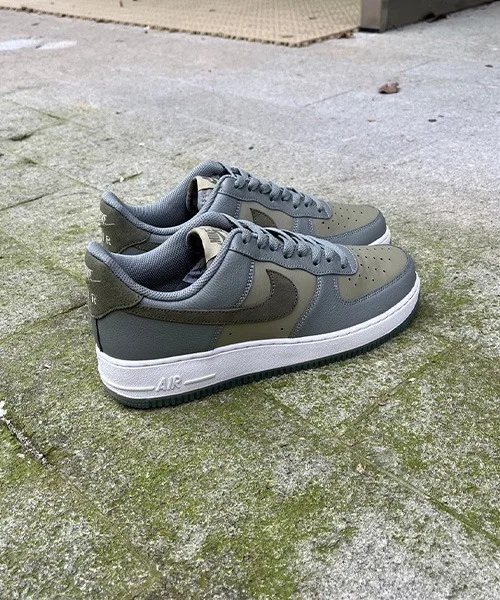 Мужские кроссовки с амортизацией AIR FORCE 1 '07 LV8 NIKE серые — фото 4