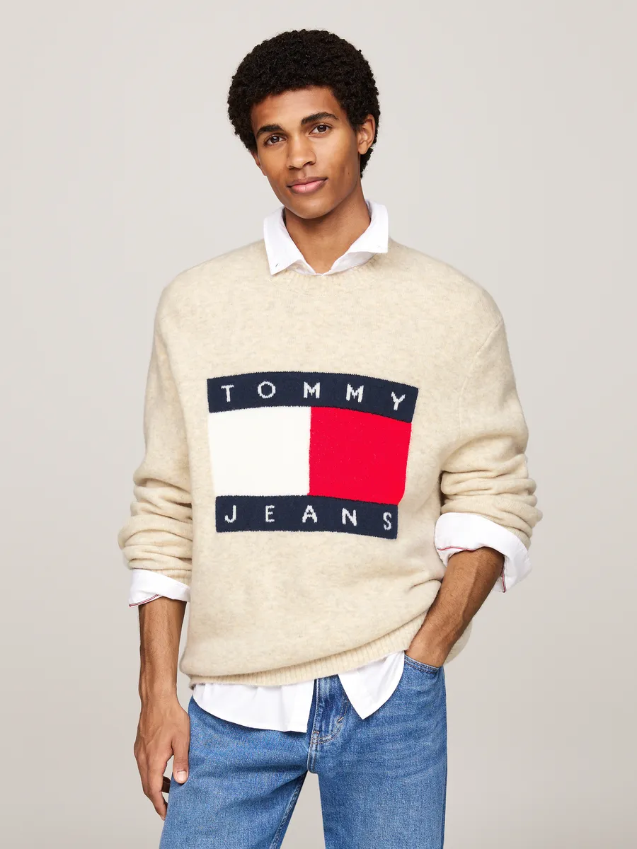 

Вязаный свитер Tommy Jeans "TJM REG MELANGE FLAG SWEATER", с круглым вырезом, цвет Newsprint Melange