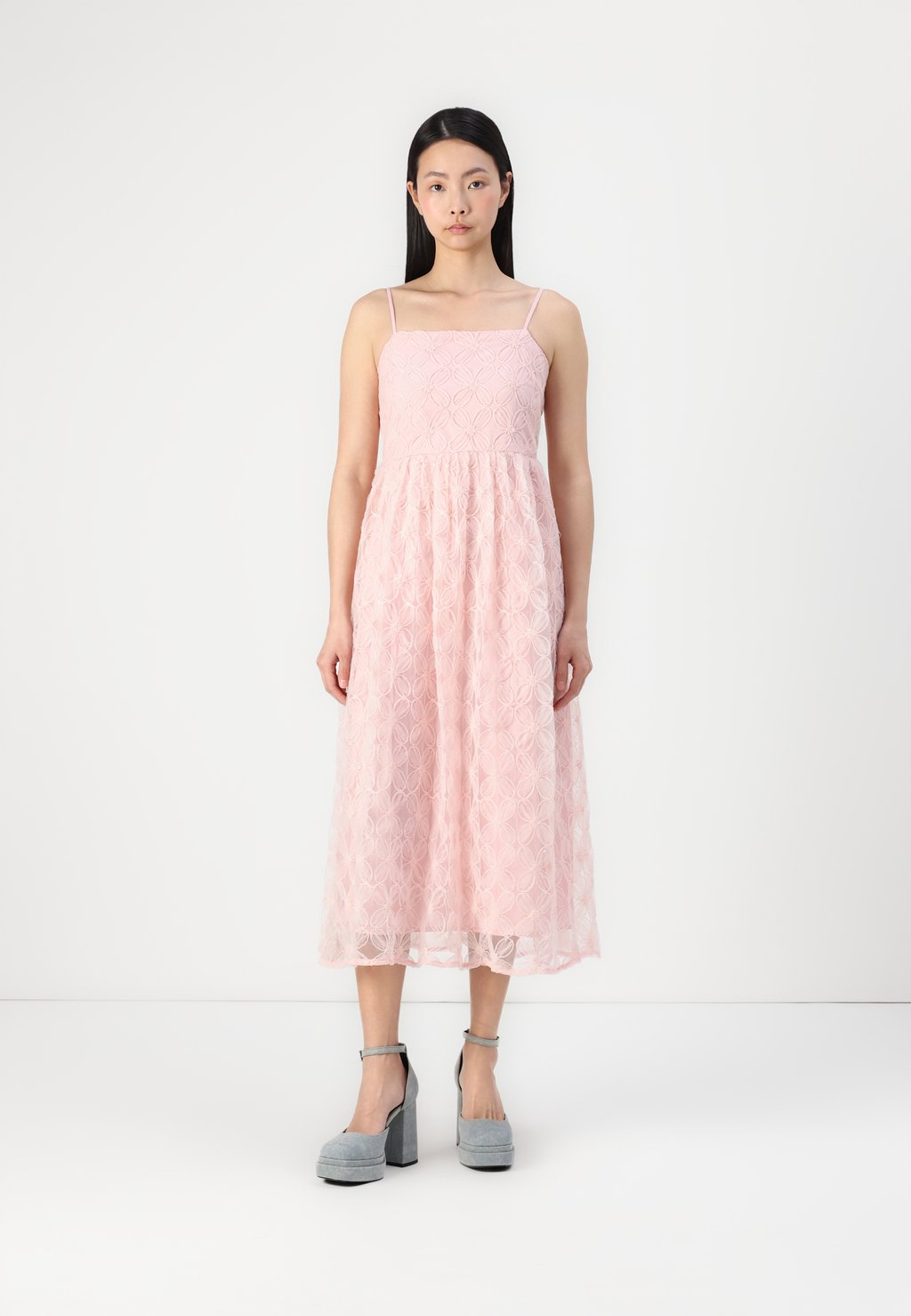 

Повседневное платье ISTA DRESS YAS, коралловый