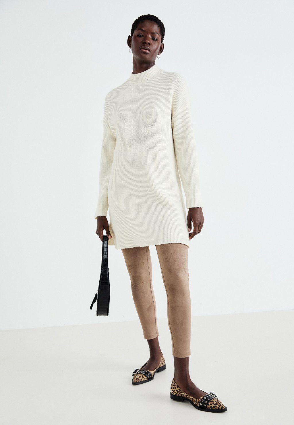 

Джемпер ONLKATIA LOOSE HIGH NECK ONLY, песочный