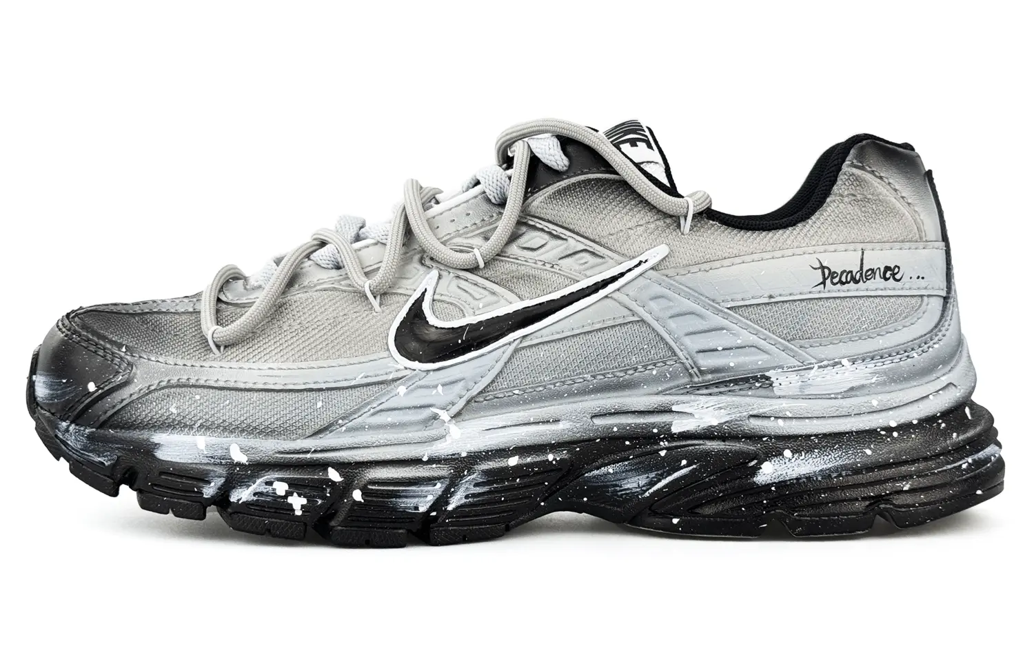 

Nike Кроссовки для бега initiator unisex низкие black white gray