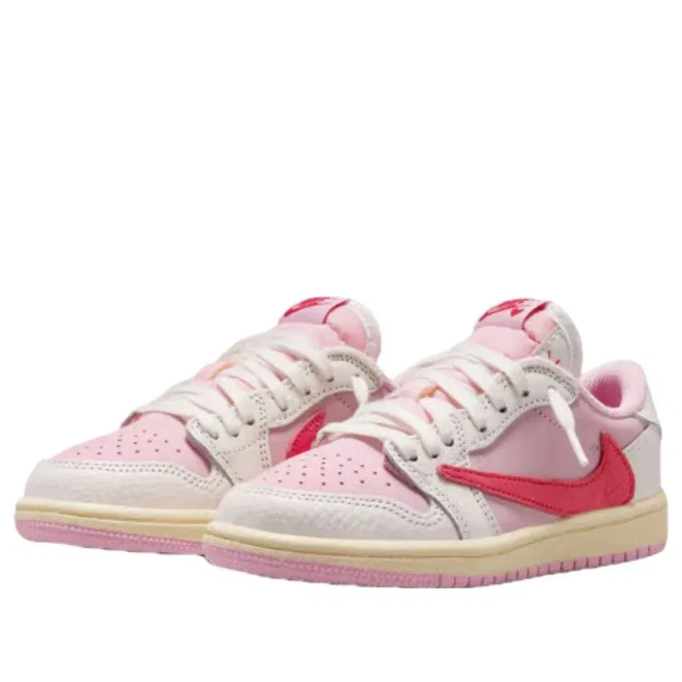 Кроссовки Air Jordan x Travis Scott 1 Retro Low OG 'Sail Tropical Pink' IQ7605-101, розовый — фото 2