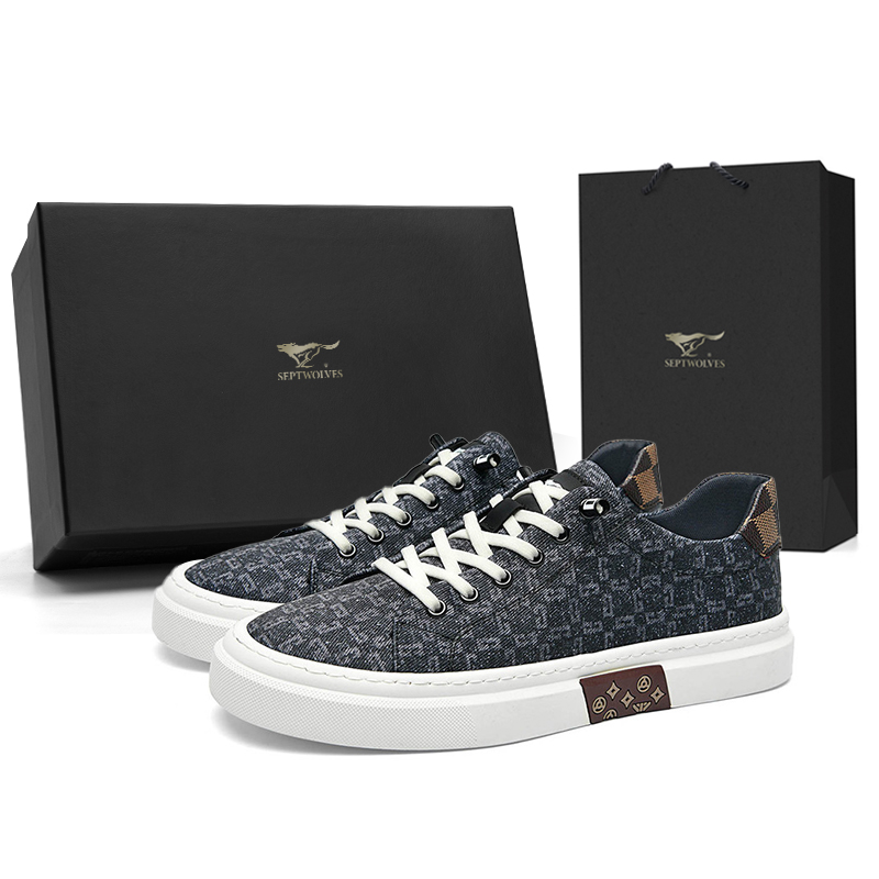 

Низкие мужские кроссовки SEPTWOLVES, Black (Standard Leather Shoe Size)
