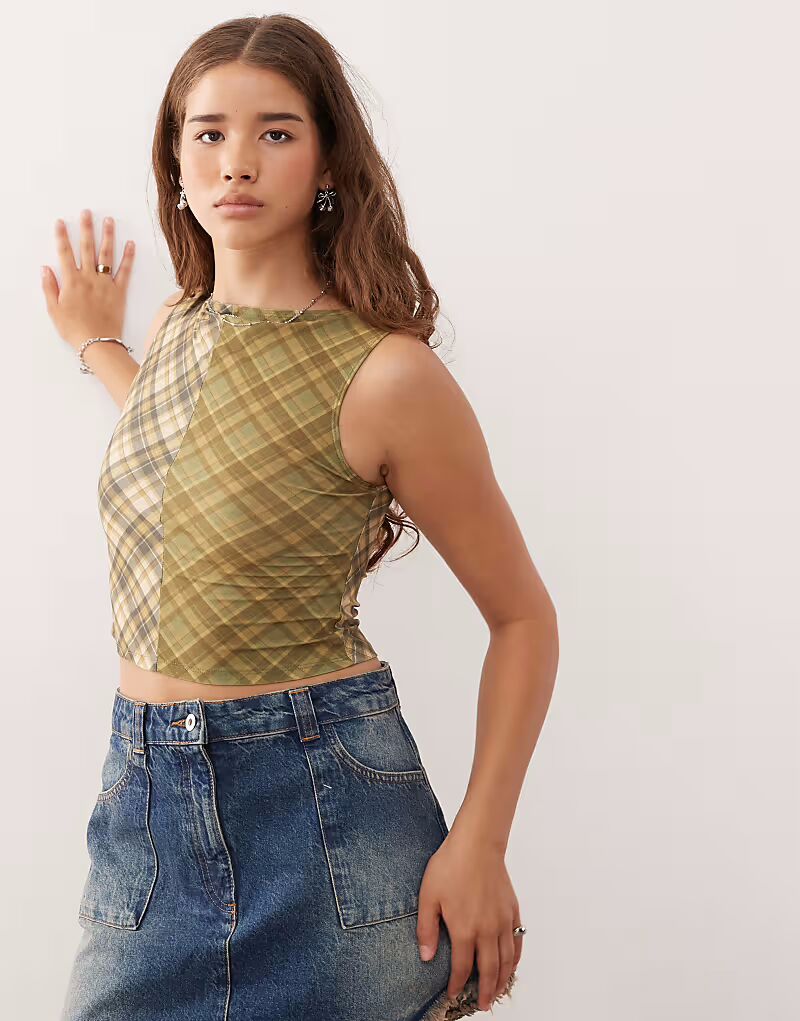 

Майка с косым воротом, с принтом в зеленую клетку Reclaimed Vintage