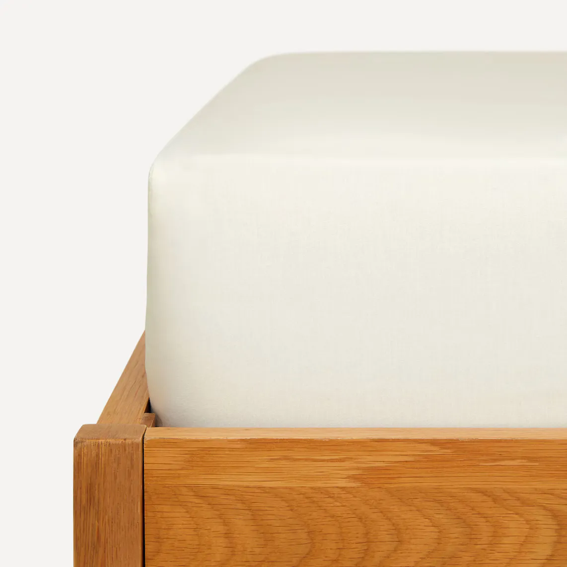 

Поликоттон Перкаль простыня 180 ниток El Corte Inglés, кость