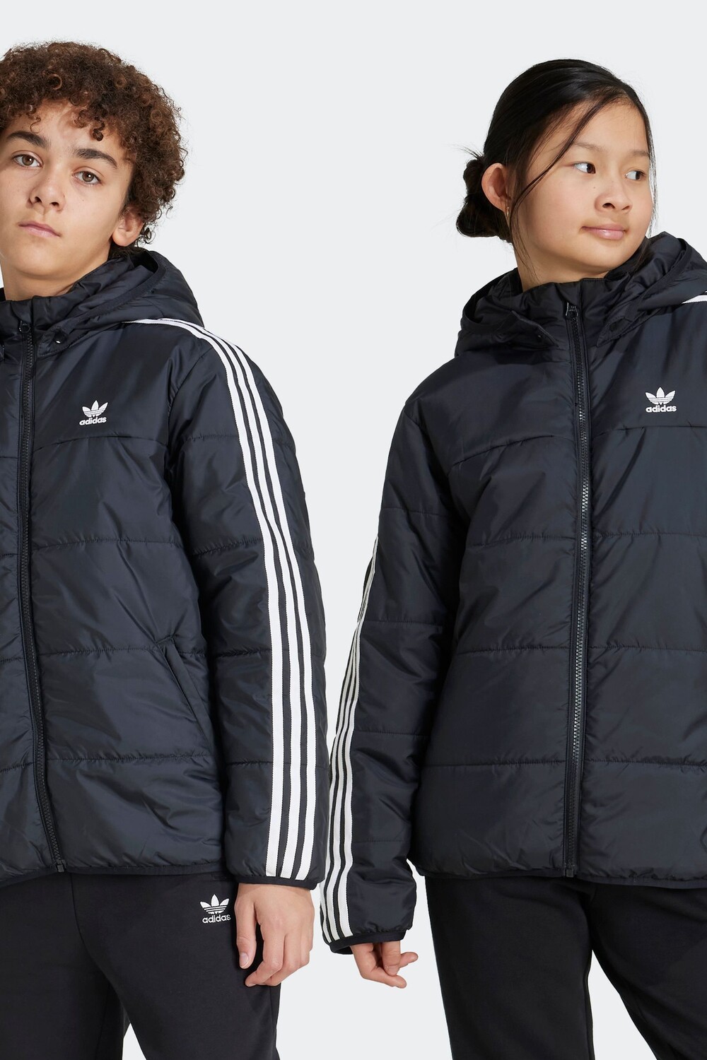 

Детская куртка adicolor Adidas, черный