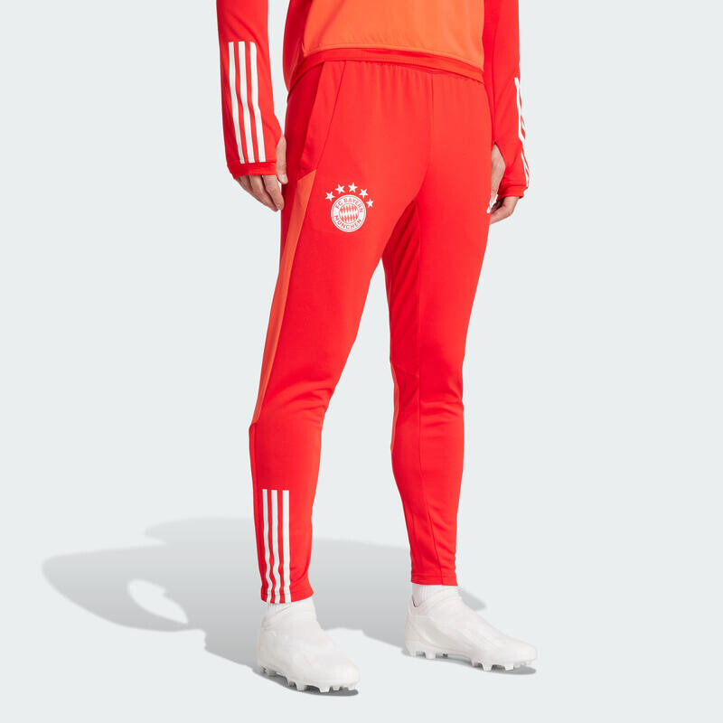 

Тренировочные брюки FC Bayern Мюнхен Tiro 23 ADIDAS, цвет rot