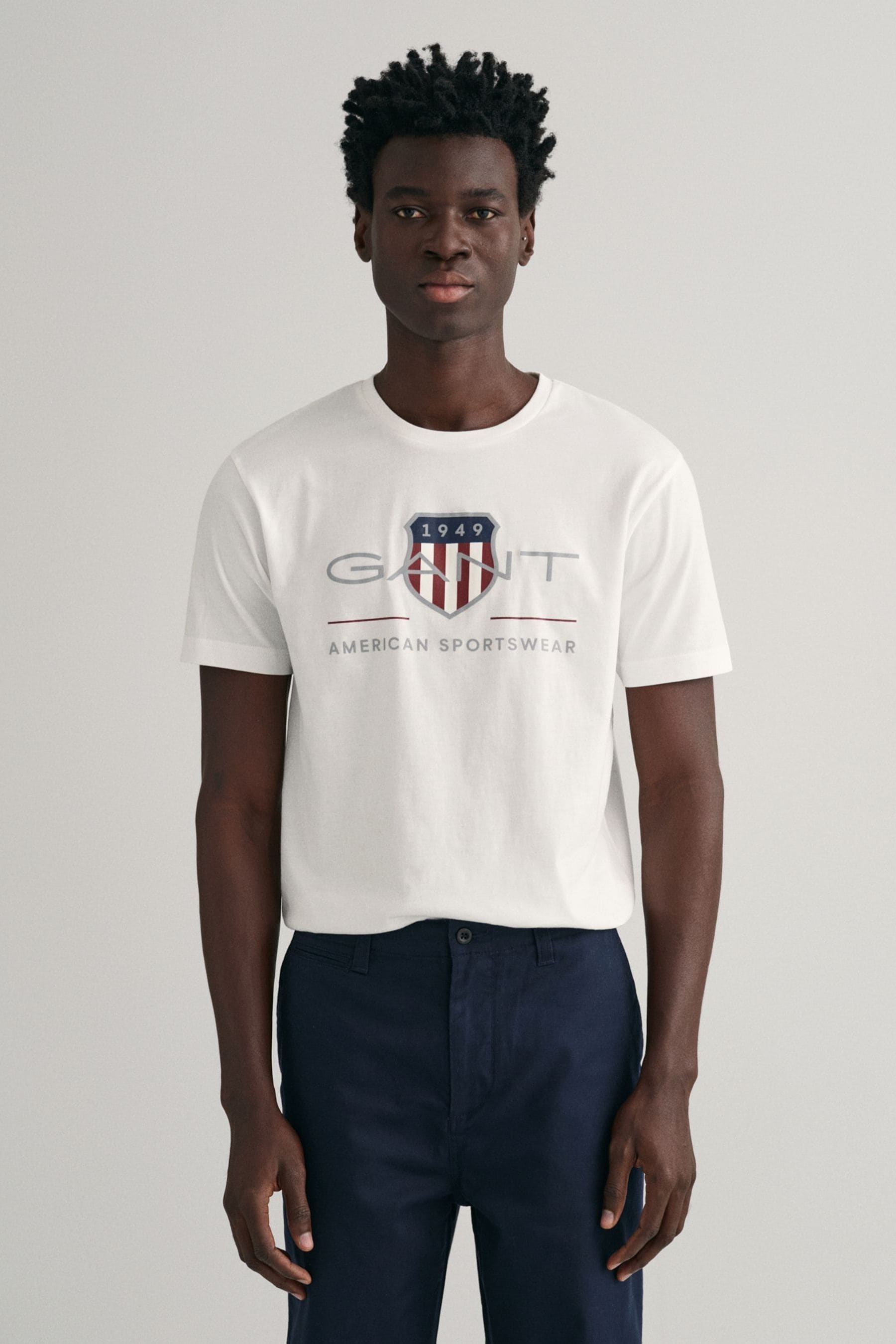 

Архивная футболка с логотипом и щитом Gant, белый