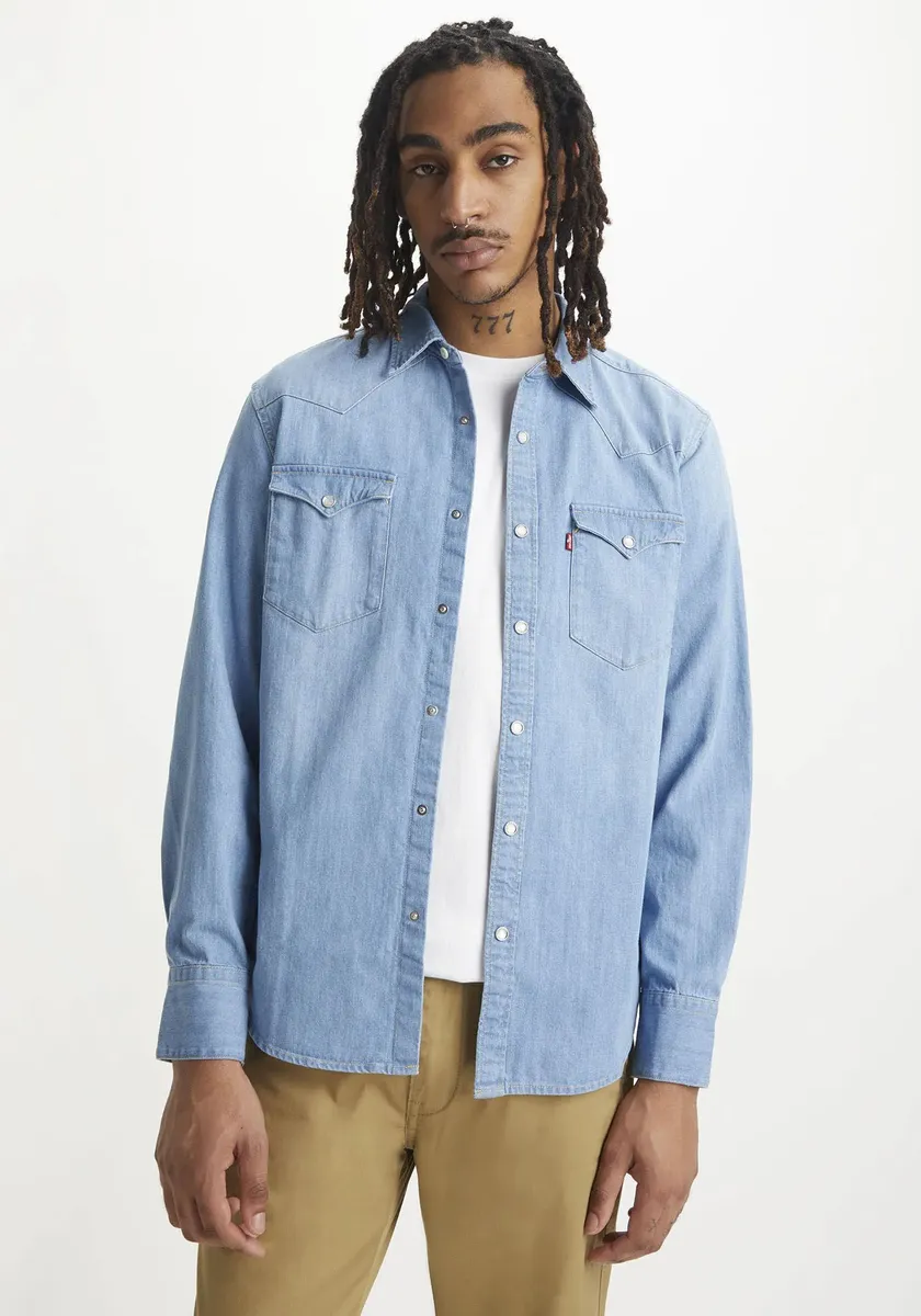 Джинсовая рубашка Levi's "LE BARSTOW WESTERN STAND", с нагрудными карманами, цвет Light Indigo — фото 2