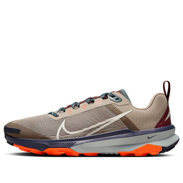 

Кроссовки kiger 9 Nike, хаки