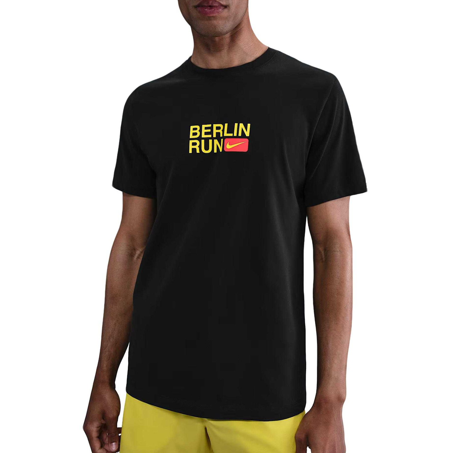 

Футболка для бега Dri Fit мужская Nike, черный/lightning