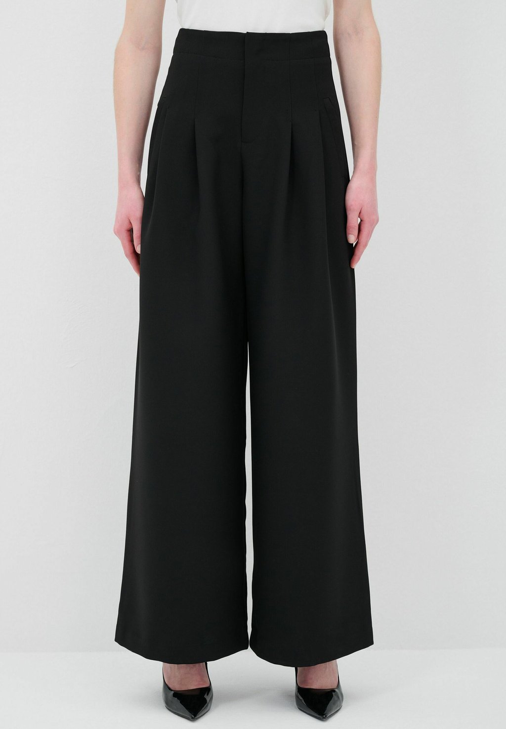 

Брюки PLEATED adL, черный