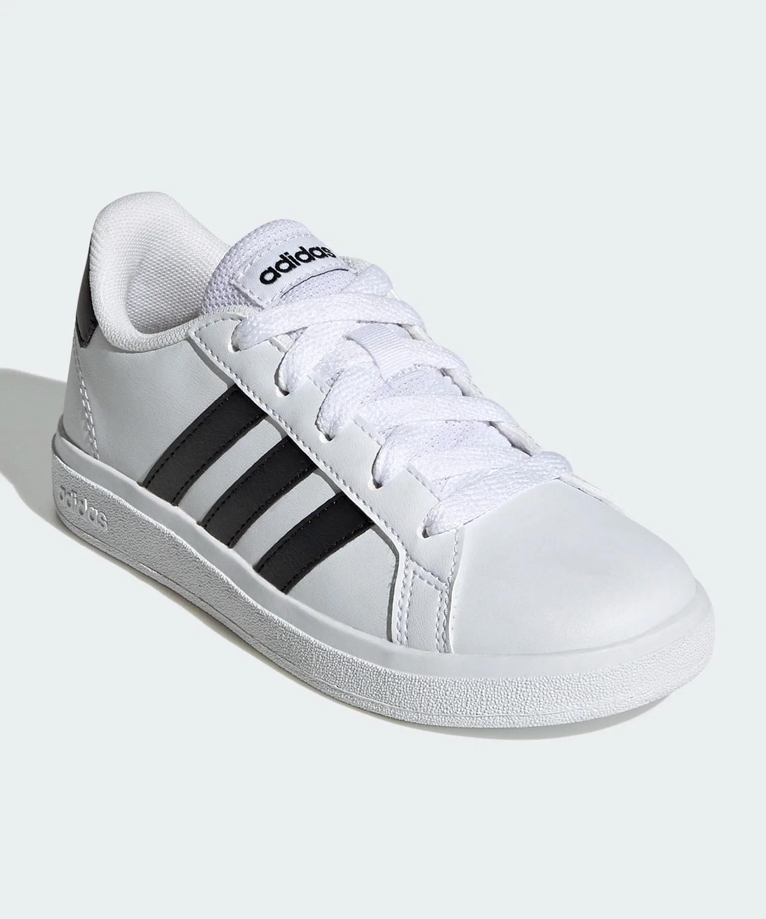 Женские и детские кроссовки adidas GrandCourt из искусственной кожи, чёрно-белые — фото 4