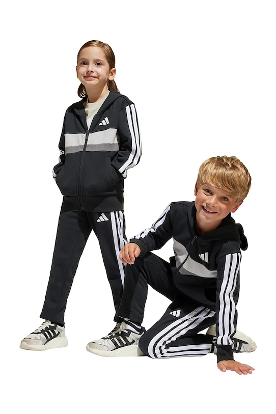 

Детский спортивный костюм Adidas, черный