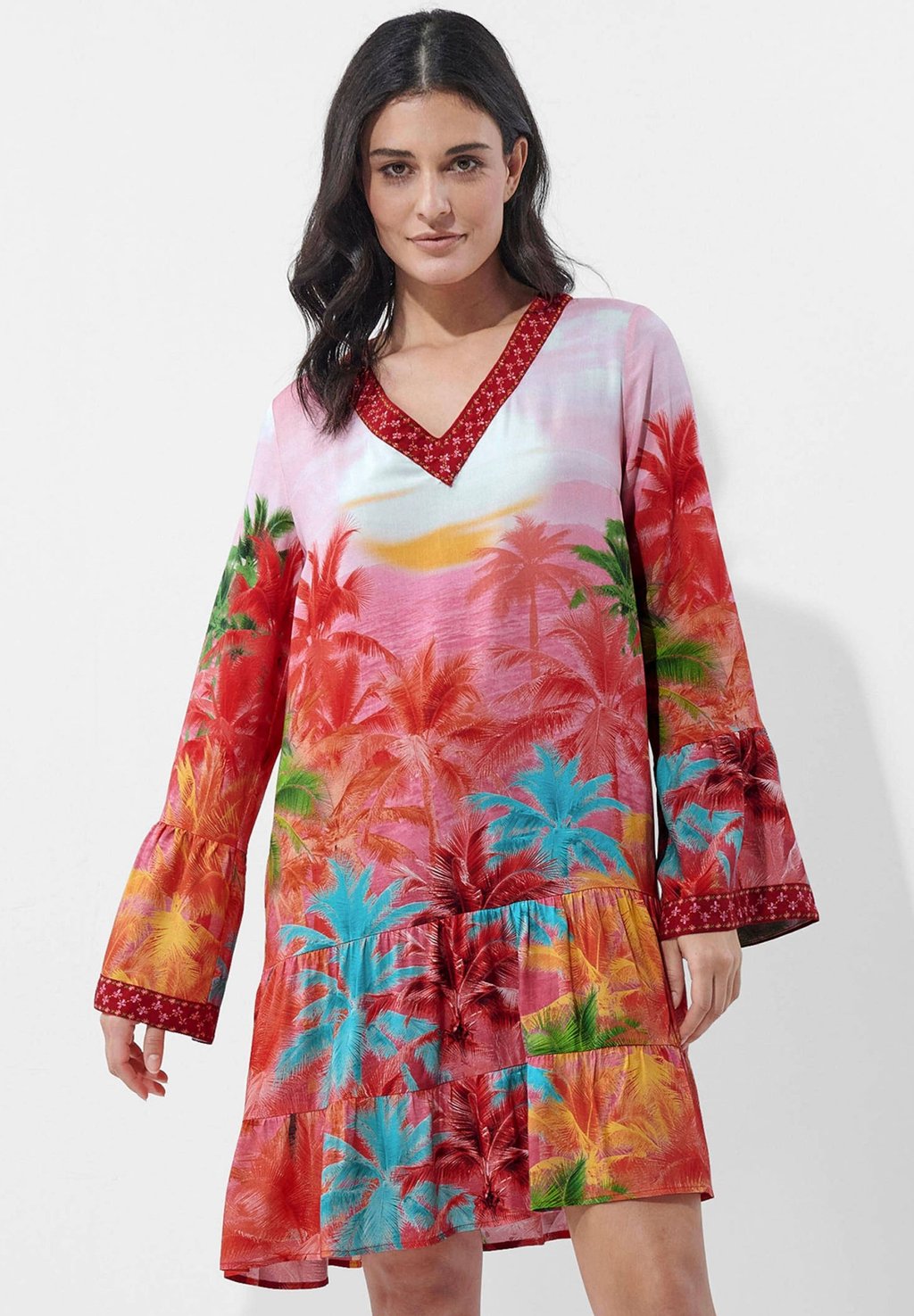 

Туника Alba Moda, красный