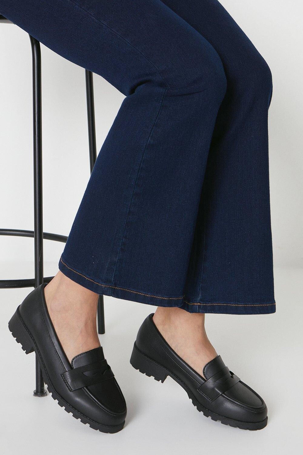 

Массивные лоферы Leoni широкого кроя Dorothy Perkins, черный