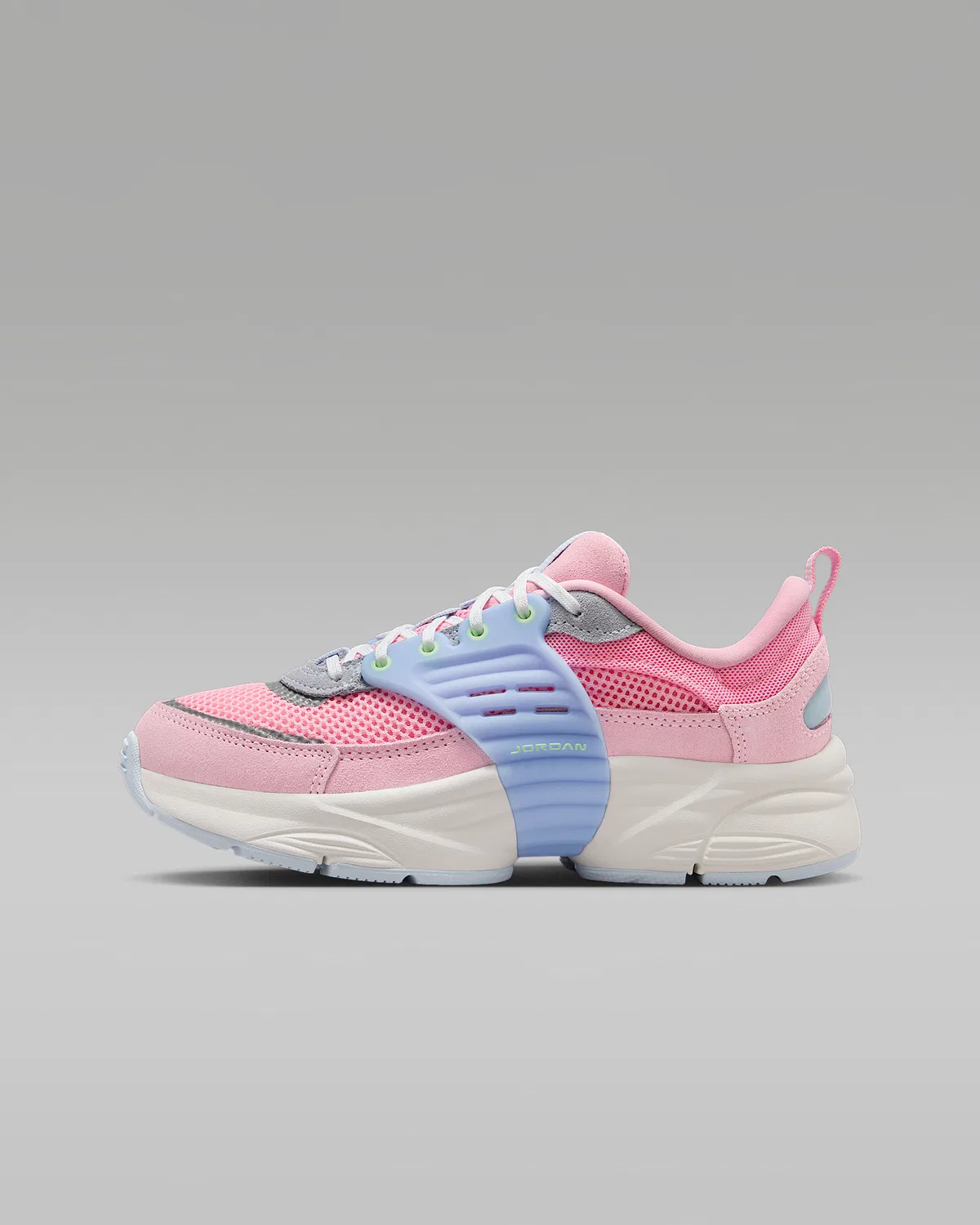 Кроссовки детские Jordan Trunner O/S, Medium Soft Pink/Half Blue/Sail/Medium Soft Pink