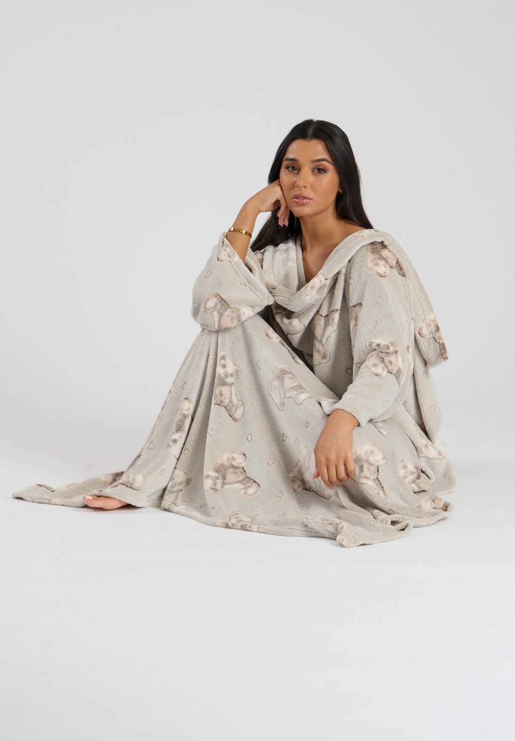 

Пижама TEDDY BEAR FLEECE SLEEVE BLANKET PONCHO Loungeable, серо-коричневый