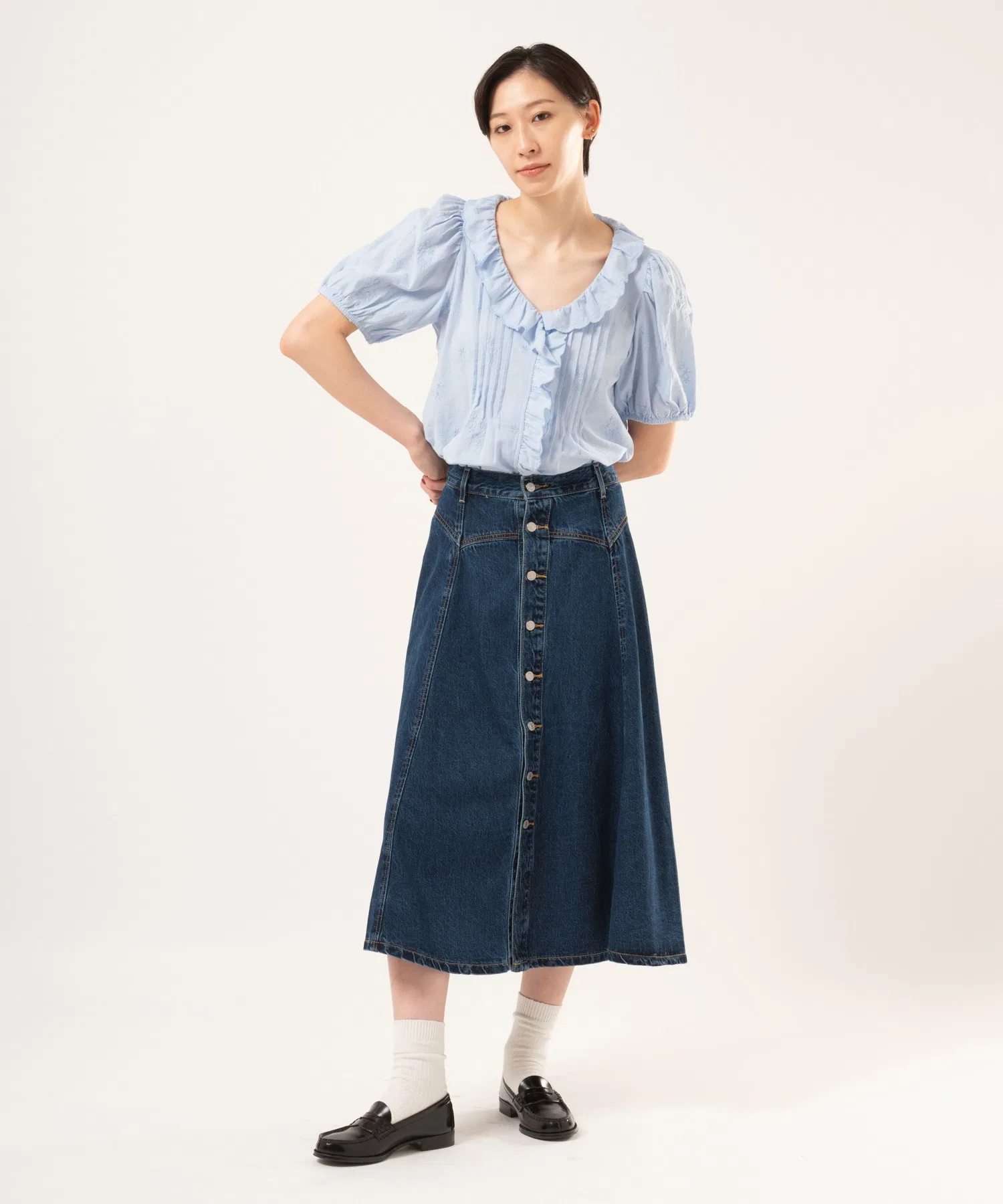 Женская блузка с рюшами Levi's Giselle голубая — фото 4