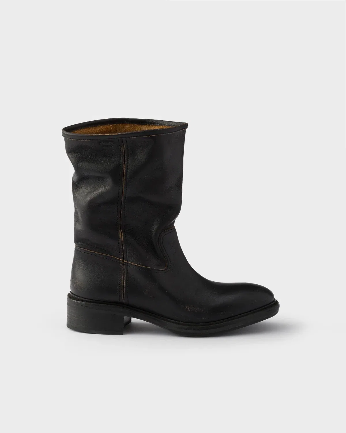 Ботинки из кожи с винтажным эффектом Prada, черный — фото 2