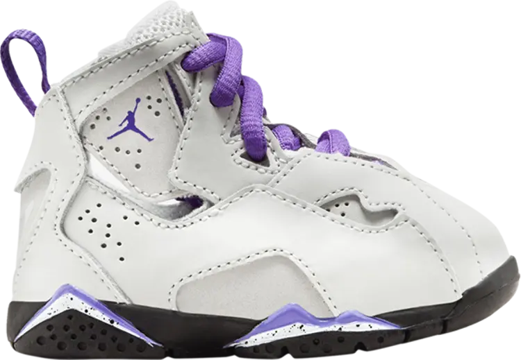 

Кроссовки Jordan True Flight TD 'Base Grey Purple Venom', серый