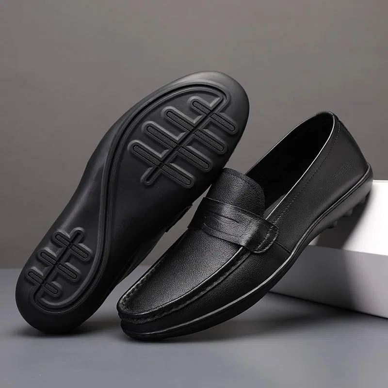 Мужские лоферы, кожаные, Classic Loafer Flats, Black UOPYNE — фото 4
