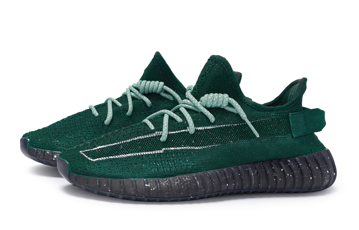 Кроссовки adidas originals Yeezy Boost 350 V2 Lifestyle Shoes Unisex Low-top Black, черный/зеленый — фото 4