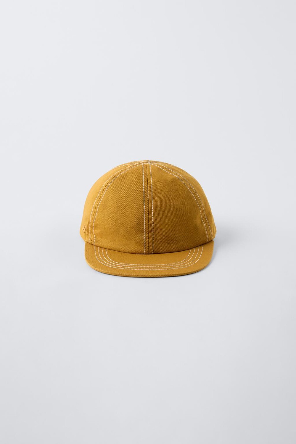 

Кепка с отстрочкой ZARA, цвет mustard