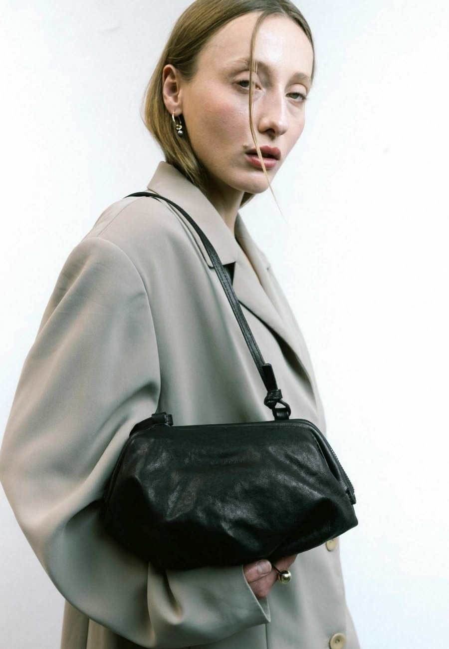 

Сумка кросс-боди BALAGAN Cross body bag, Black