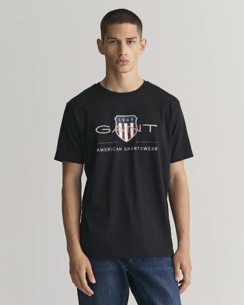 

Футболка Gant "REG ARCHIVE SHIELD SS T-SHIRT", с логотипом на груди, черный