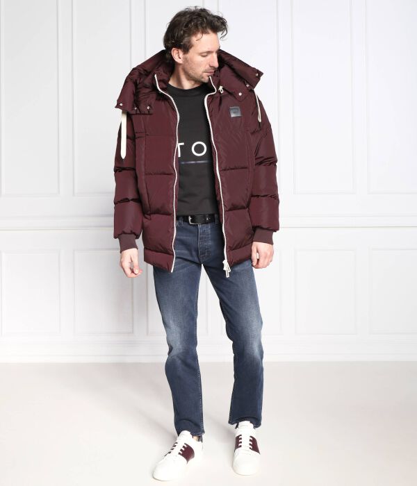 Пуховик Emporio Armani Regular Fit, бургундия / белый — фото 2