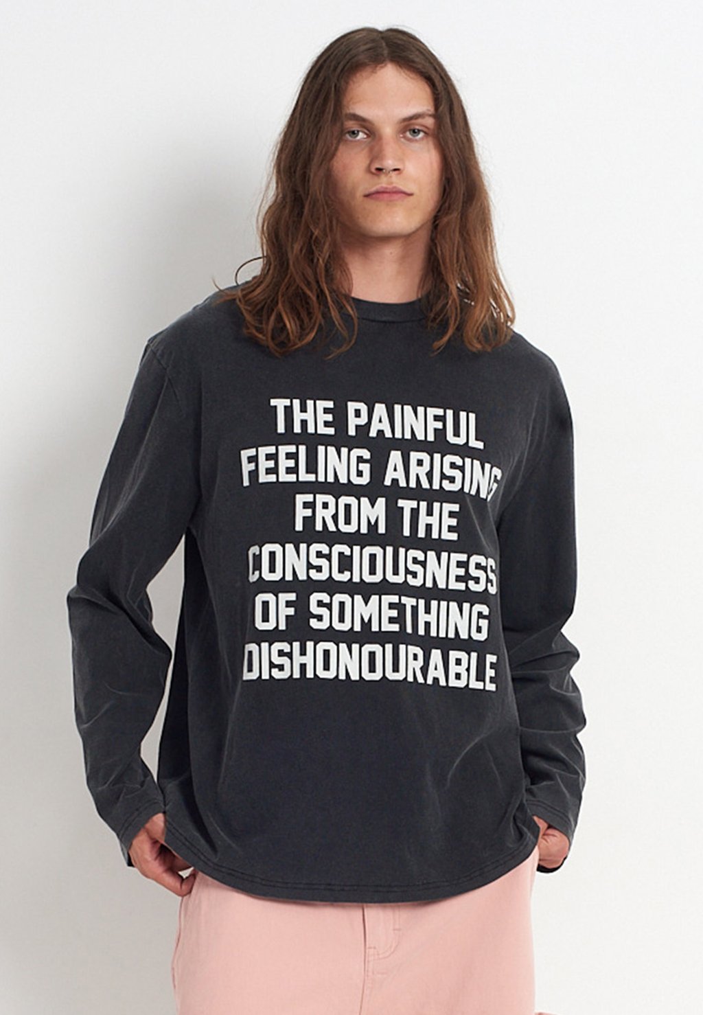 

Лонгслив DEFINITION TEE The Ragged Priest, черный