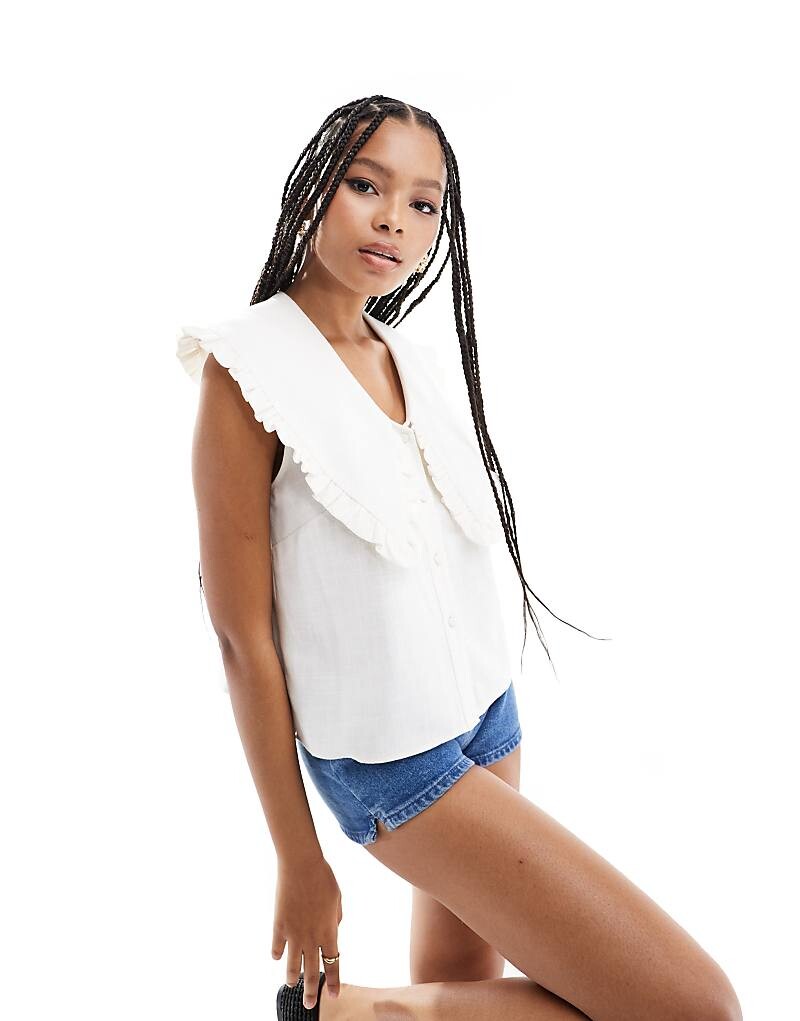 

Кремовый льняной топ с объемным воротником ASOS DESIGN