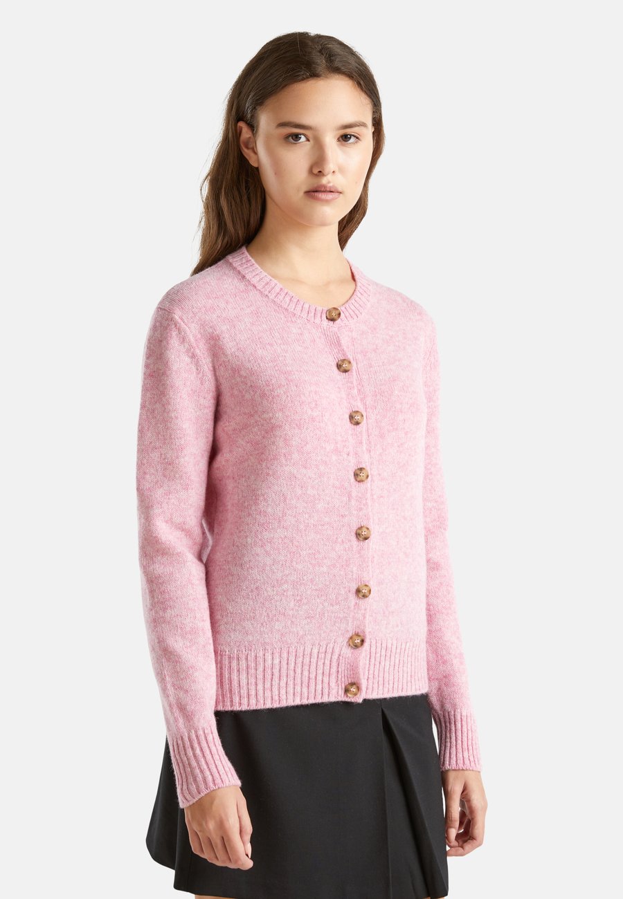 

Кардиган United Colors of Benetton IN PURE SHETLAND, Pink