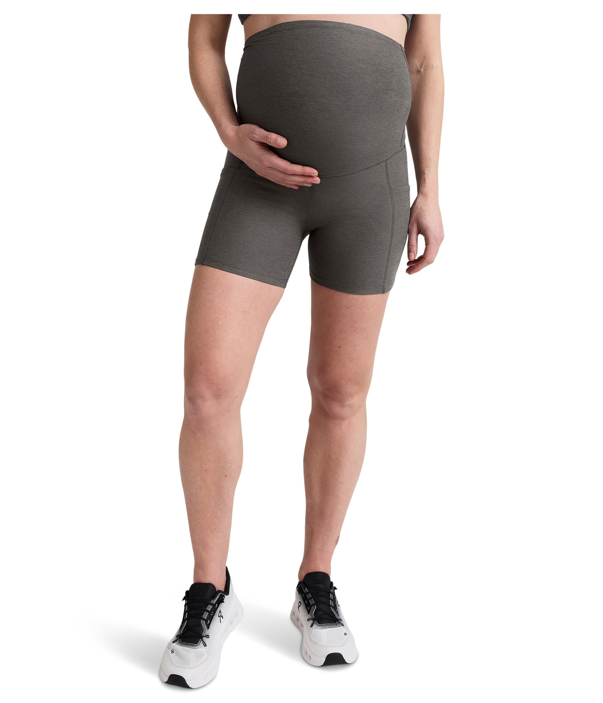 

Шорты Beyond Yoga Spacedye Keep Pace 5" Maternity Pocket Biker Shorts, цвет True Gray Heather