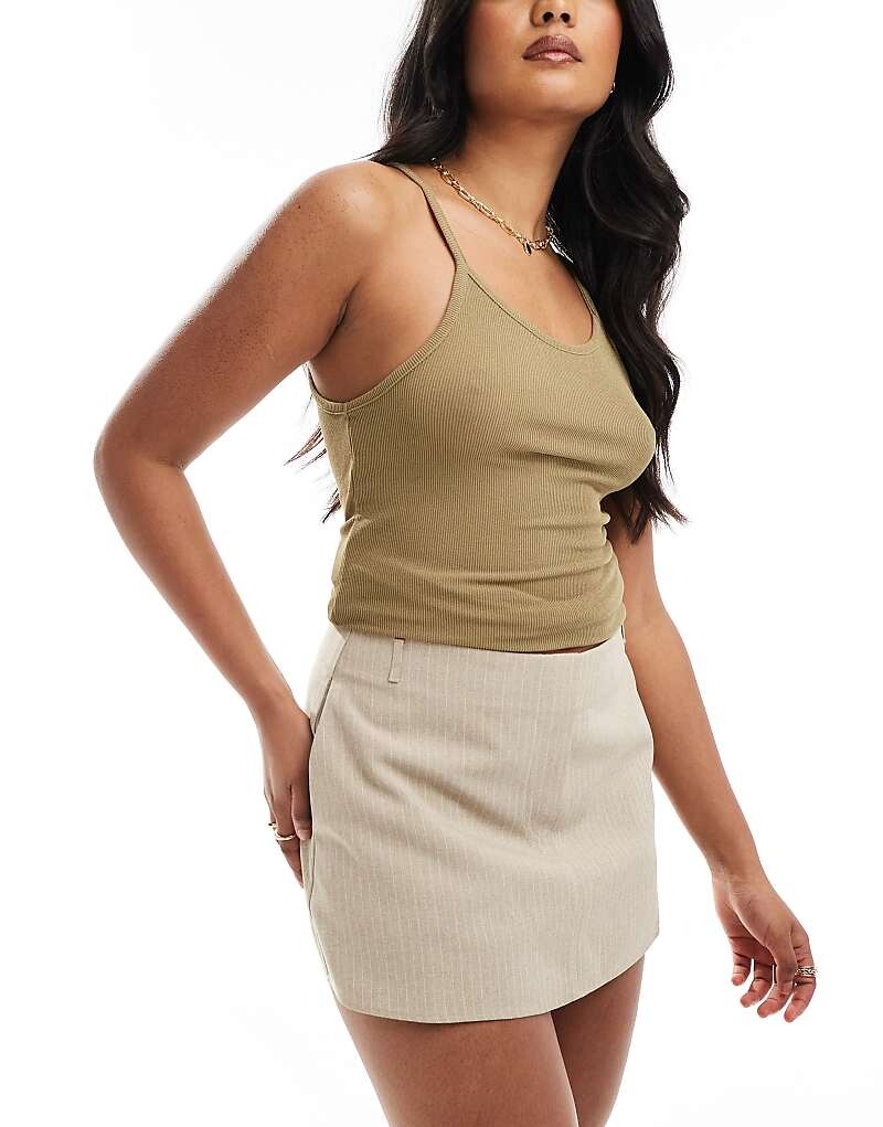 

Мини-юбка в тонкую полоску ASOS DESIGN