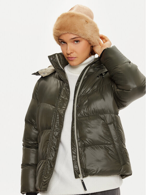 

Кепка Guess, коричневый
