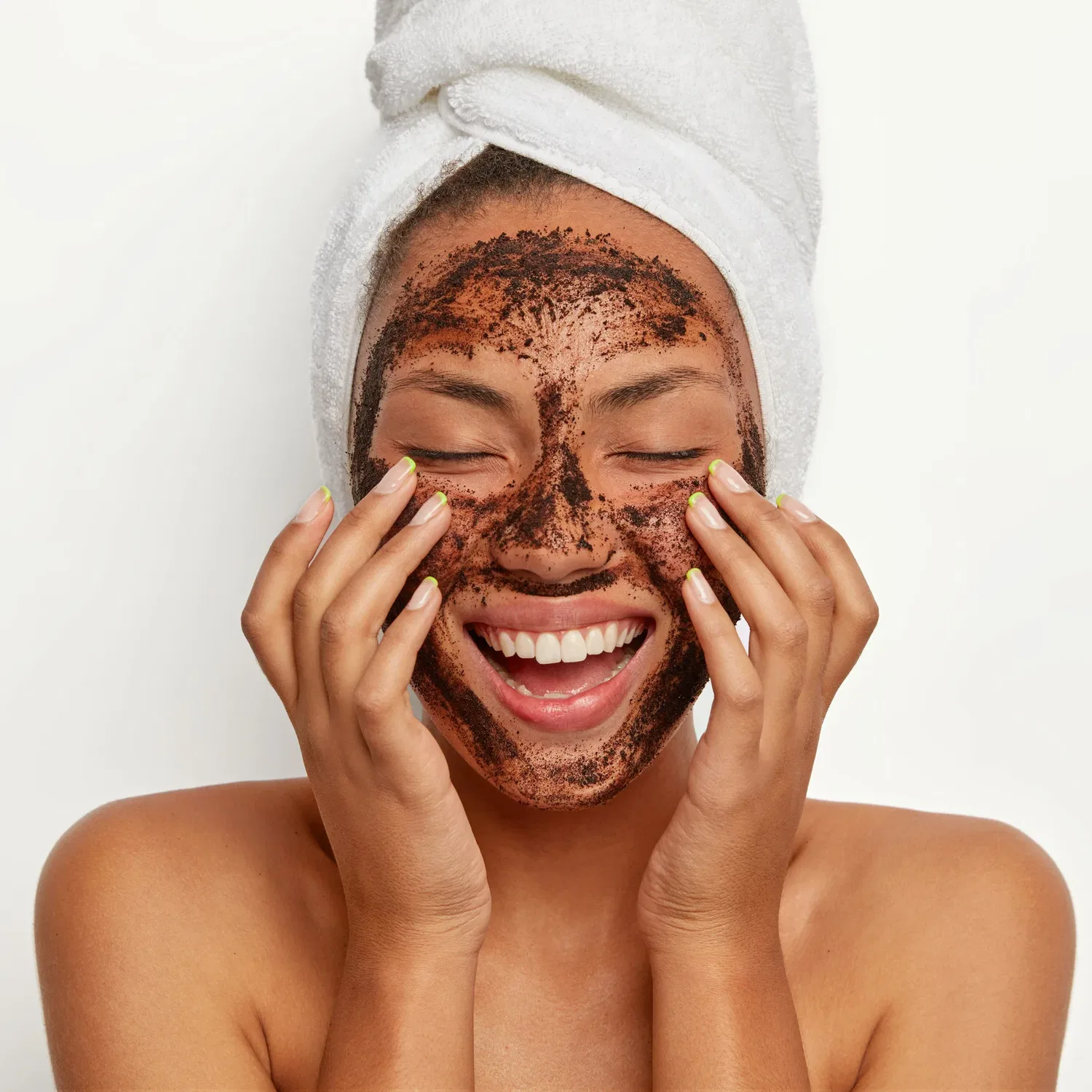 Скраб Dr Botanicals — Для лица с салициловой кислотой, кофе, грецким орехом и витамином E, 60 мл — фото 2