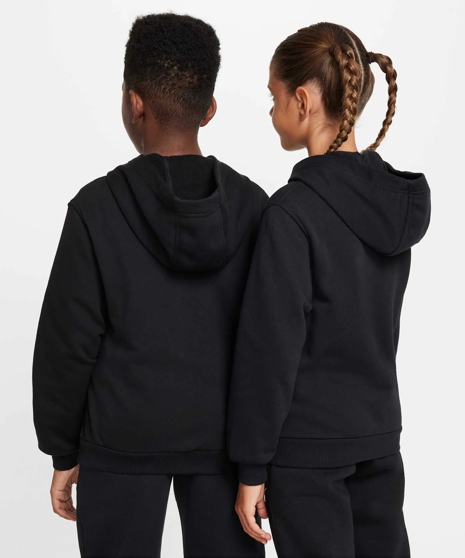 Детская толстовка Nike Club Fleece из французского махрового трикотажа на молнии / Детская толстовка Nike Club Fleece из французского махрового трикотажа на молнии FD3017-010, черная — фото 2